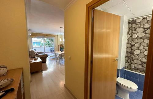 Apartamento con parking y piscina comunitaria AV-42 - Foto 14