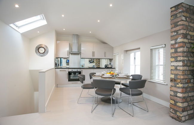 Ballsbridge Apartments - Photo 19