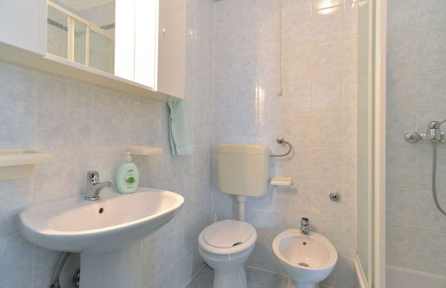 Apartment 1803 - Photo 43