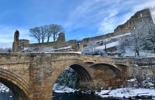 Unique house on riverside - castle views - Barnard Castle - Photo 23