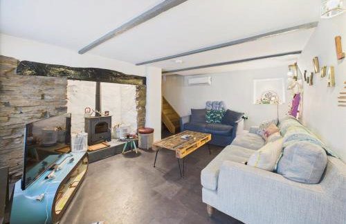 Cosy Cornish Cottage with Firepit & Parking - Foto 11