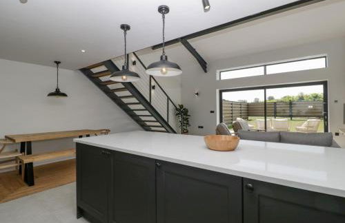 Basswood Barn - Photo 13