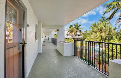 Sun Plaza West Unit 110 - Foto 29