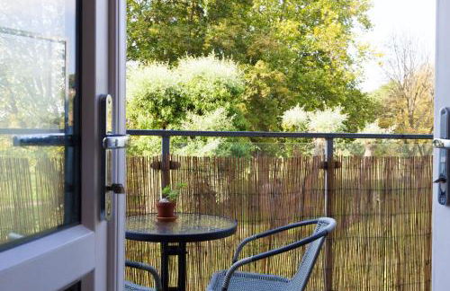 Balcony View, Fitzroy Court, 2 Bed Apartment, 2 Bathroom - High Wycombe - Foto 34