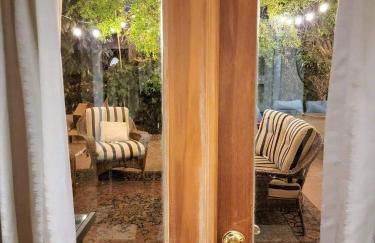 Private guest studio 5 minutes to Rodeo Drive and in great area - Foto 18