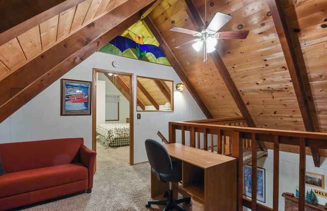 Moose Cabin Year-round Outdoor Fun w/ BBQ - Photo 14