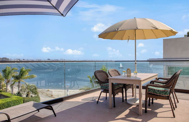 Catamaran by Avantstay 50ft to Beach + Views - Foto 2