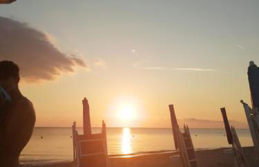 Di fronte la spiaggia - Foto 16