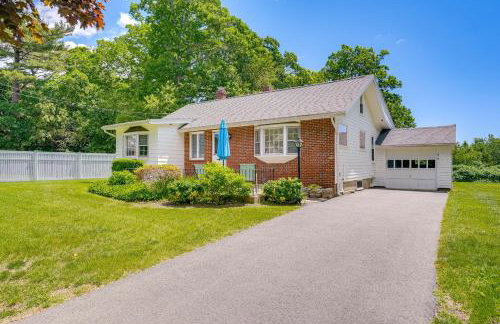 1 Mi to Beach! Family Gloucester Gem with Yard - Foto 30