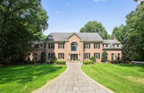 5 Bedrooms Indoor Pool Huge Yard - Foto 1