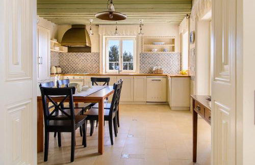 Elegant Brac Villa 4 Bedrooms Villa Shoreline Serenity Stunning Sea Views - Foto 22