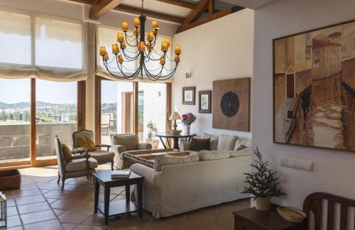 Villa Los Huaraches - Mijas Golf - Private Swimming Pool - 5 Bedrooms - 5 Bath - Air Conditioning - Photo 4