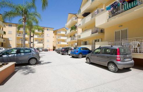 Beautiful Apartment In Caulonia Marina - Foto 12