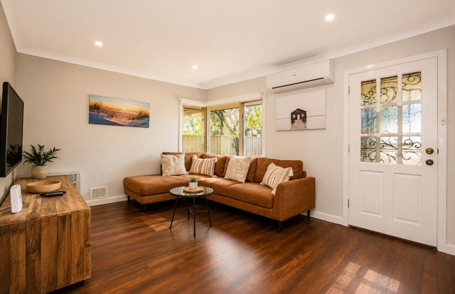 Willmott Beach House - Photo 19