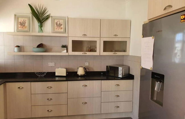 Immaculate 3 Bedroomed Guesthouse in Ilanda - 2041 - Foto 5