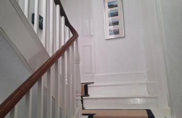 The Studio Apartment - Photo 25