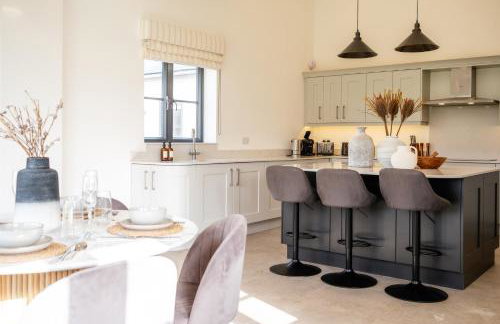 Luxury Cotswolds Estate with Pool - Foto 14