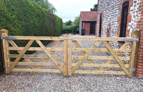 Meadow Barn - dog freindly barn sleeping 6 in Edinghtorpe, Norfolk - Foto 37
