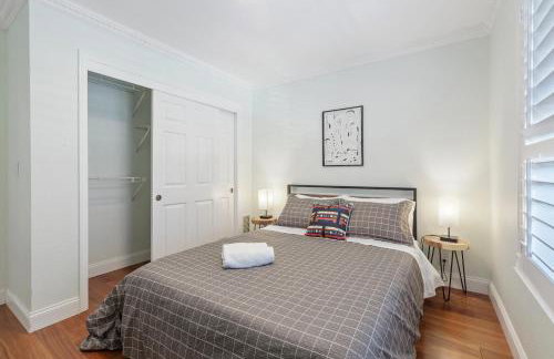 @ Marbella Lane - Buckingham Place Laundry + P - Photo 49