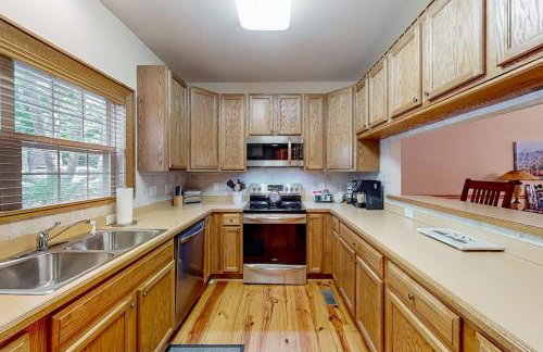 Sweet Home Carolina - Photo 9