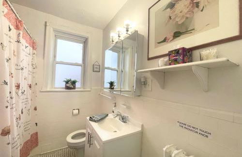 (49.1E) Garden style studio @ Forest Park & City! - Foto 9