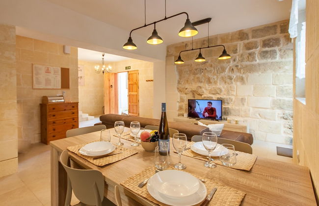 Nadurin Gozitan Villa 7 Bedr 2 Pools - Foto 6