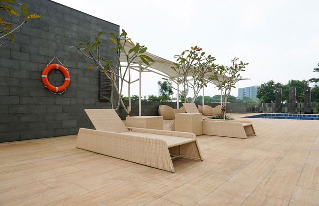 Comfy Studio Ciputra International Apartment - Photo 24