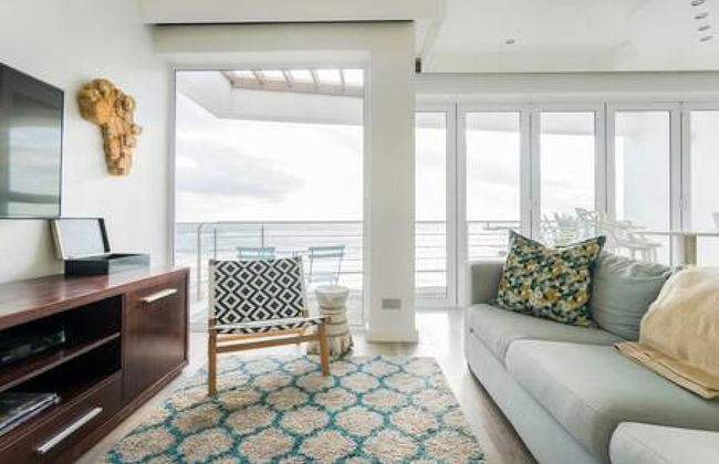 Beautiful Holiday Apartment Overlooking the Beach Modoco - Foto 11