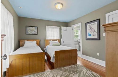 Majestic Family Home in Saratoga New York - Photo 15