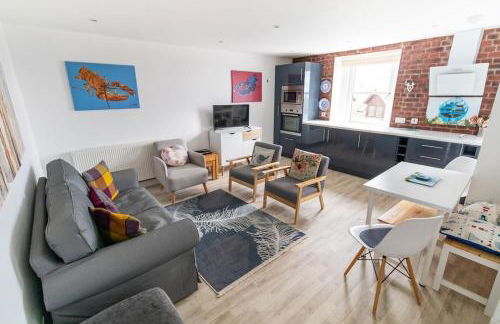 Driftwood - Photo 33