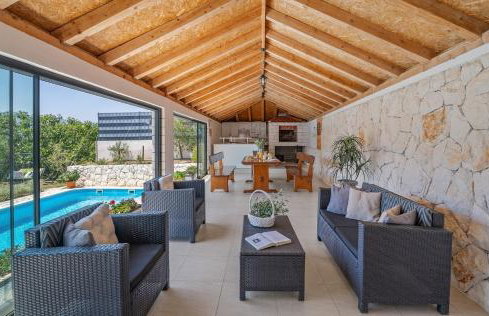 Villa Pasika with private 31m2 pool, summer kitchen with BBQ, 4 bedrooms - Photo 41