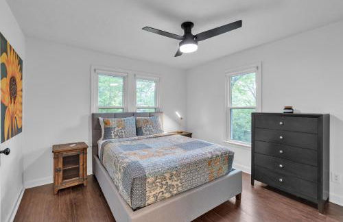 Relax and Unwind in the Heart of Fayetteville home - Foto 11