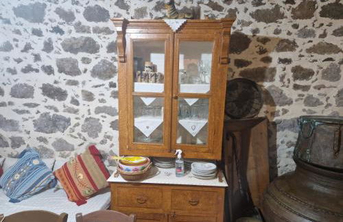 Lesvos Traditional Preserved House - Photo 19