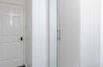 Cozy 2 Bed Apartment - Unlimited Wi-Fi - Free Parking - Sleeps 6 - By Old Trafford - Foto 36