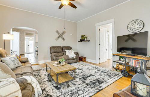 Dog-Friendly Home with Yard, 6 Mi to Louisville! - Foto 1