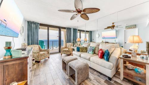 Phoenix II Condos - Foto 2