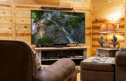 A Creek Runs Thru It - Secluded Waterfront Cabin - Foto 48