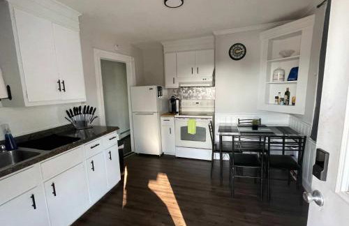 Private Apt In Middletown-wesleyan - Photo 1