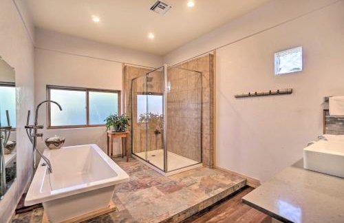 Mtn-View Home with Fenced Backyard in Rimrock! - Foto 19