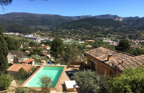 Maison avec piscine entre Aix en Provence et Cassis - Foto 3