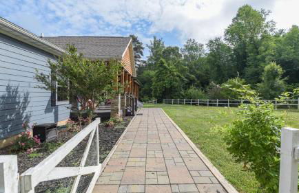 Riverside Ranch by Avantstay Mins to Downtown - Foto 84