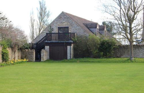 Charney Manor - Photo 25