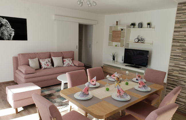 Lion Apartment Zagreb - Photo 1