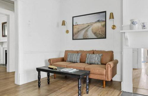 Urban Farmhouse-Sleeps 8 - Foto 22