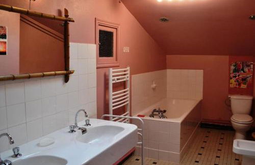 Grande maison en pierre de taille avec piscine, sauna et jacuzzi - Foto 36