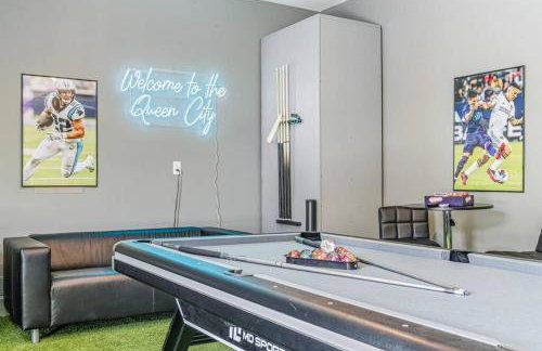 Modern 4BR Uptown Oasis! - Foto 29