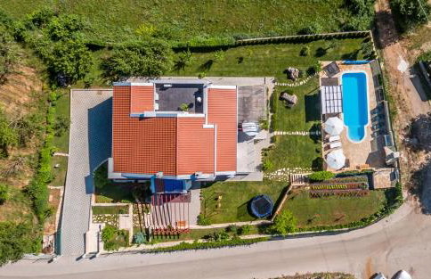 Luxury Villa Nadalina-Dicmo - Foto 74