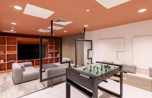 Bright & Spacious Mid-Level Studio at Briggate Studios Leeds City Centre - Photo 28