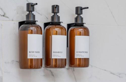 Heritage Haus - Luxe 2BR w Deck, Pets OK, Wi-fi, Near Marietta Sq - Foto 43