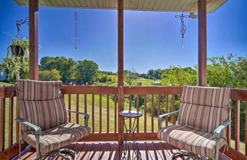 Bring Your Pets! Midway Abode with Yard and Fire Pit - Foto 4